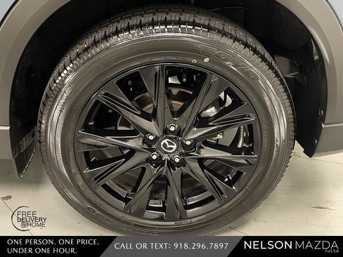 Used 2025 MAZDA CX-5 Carbon Edition image 12