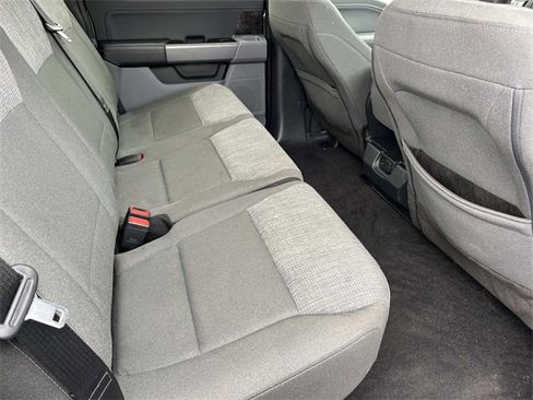 Used 2022 Ford F150 XLT w/ Equipment Group 302A High image 19