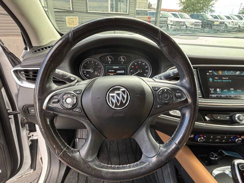 Used 2018 Buick Enclave Premium w/ Experience Buick Package AWD/4WD image 15