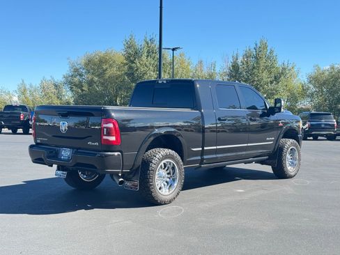 Used 2023 RAM 3500 Limited image 6