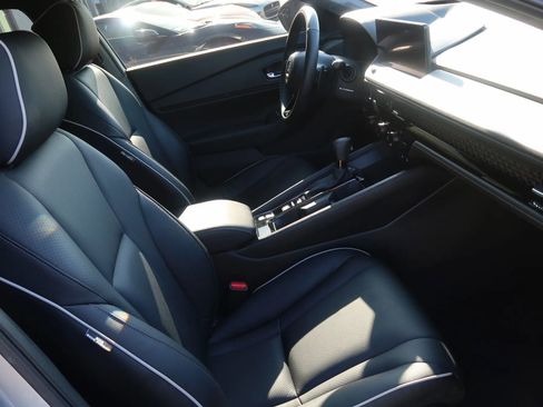 Used 2024 Honda Accord Sport image 25