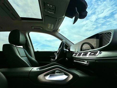 Certified 2026 Mercedes-Benz GLE 350 4MATIC image 9