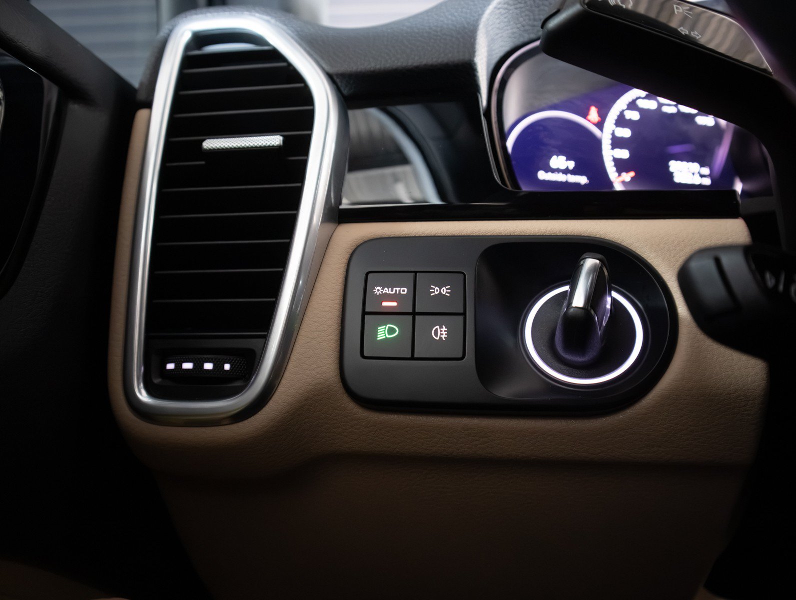 Certified 2023 Porsche Cayenne Platinum Edition AWD/4WD image 19