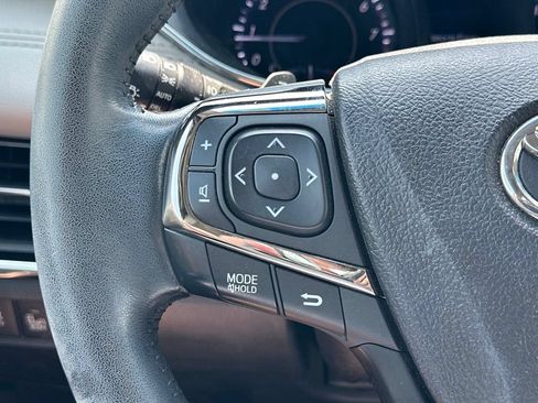 Used 2015 Toyota Avalon XLE Touring FWD image 21
