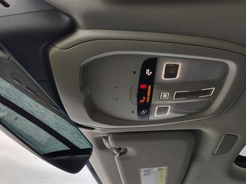 Certified 2023 Volvo XC60 B5 Core w/ Climate Package image 24