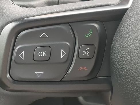 Used 2023 Jeep Gladiator Sport AWD/4WD image 24