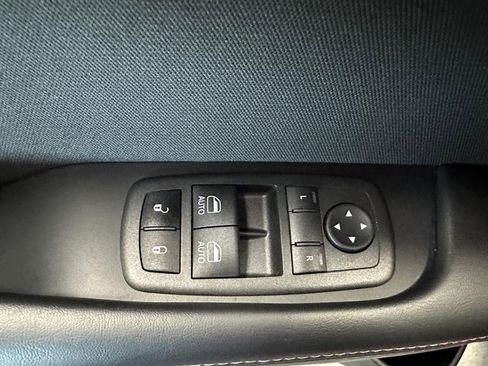 Used 2022 Dodge Challenger R/T Scat Pack w/ Shaker Package image 15