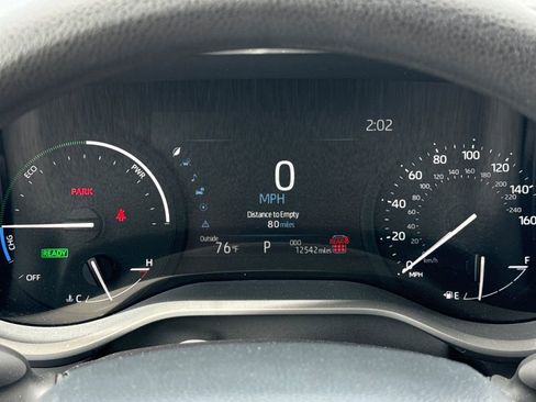 Used 2026 Toyota Sienna LE AWD/4WD image 25