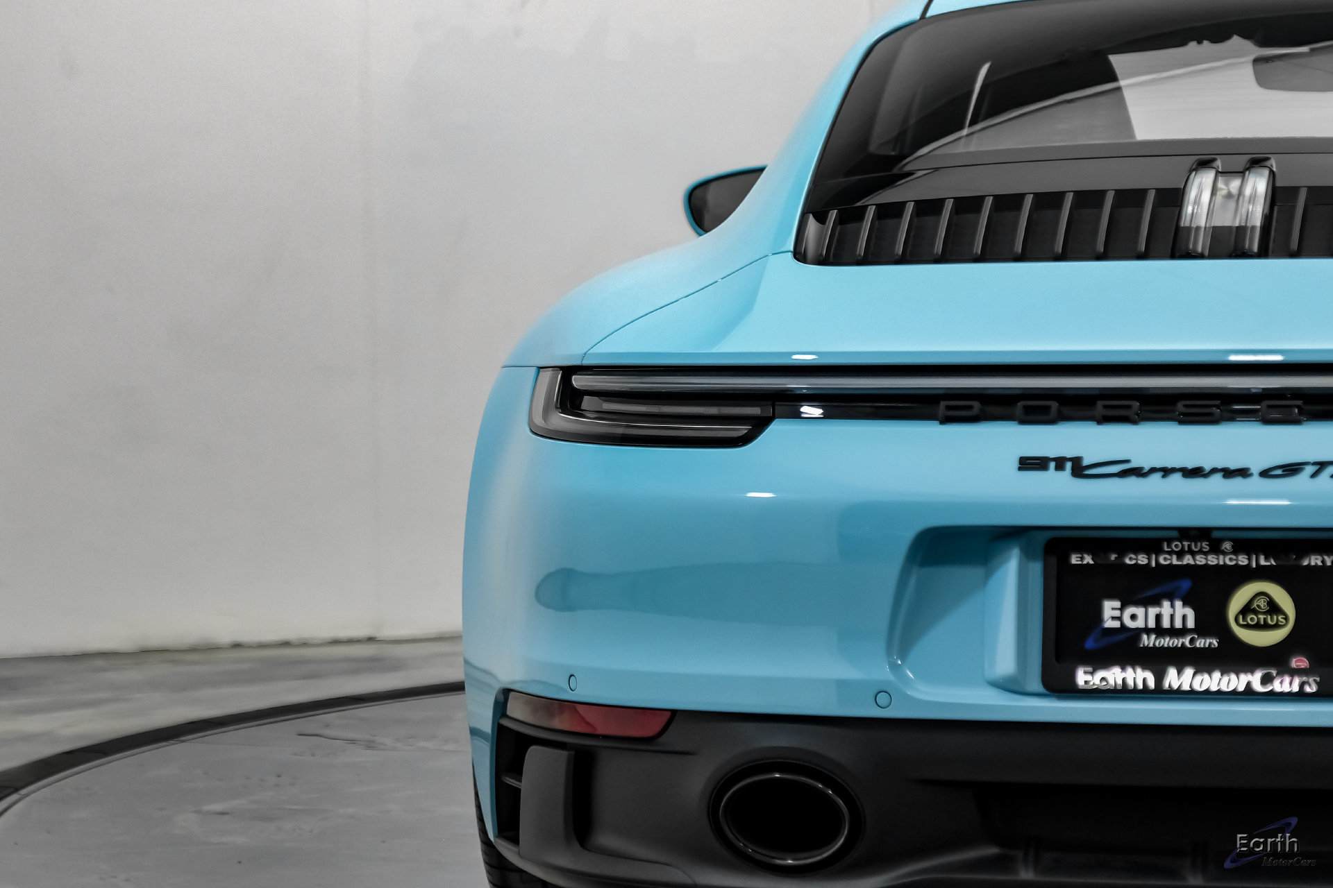 Used 2024 Porsche 911 Carrera GTS RWD image 13