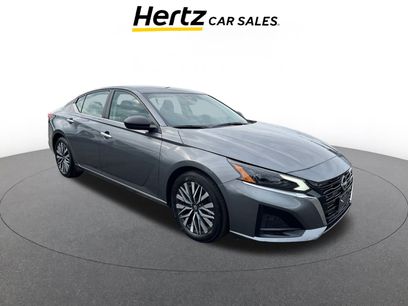 Used 2024 Nissan Altima 2.5 SV