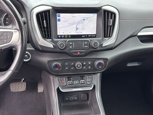 Certified 2021 GMC Terrain SLT w/ Infotainment Package II image 21