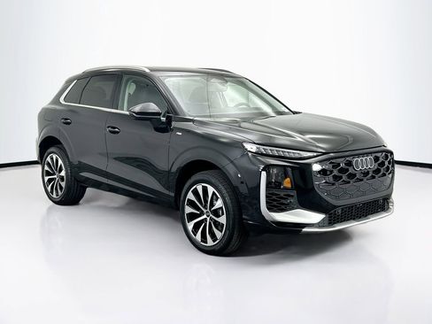 New 2026 Audi Q3 quattro 2.0T image 3