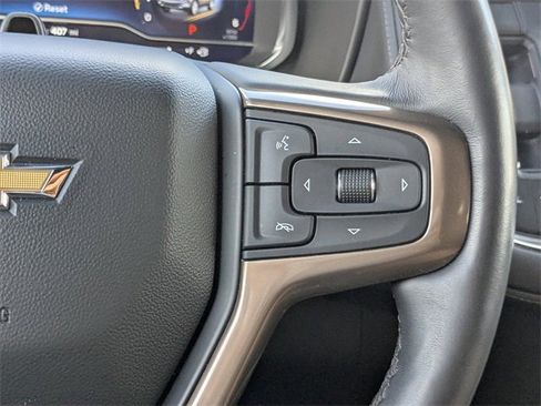 Used 2023 Chevrolet Suburban High Country w/ Advanced Technology Package image 31