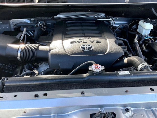 Used 2018 Toyota Sequoia Limited w/ Safety & Convenience Package RWD image 11