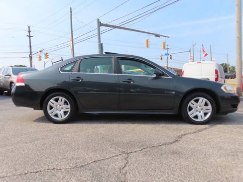 Used 2014 Chevrolet Impala LT w/ LT Sunroof Package FWD image 6
