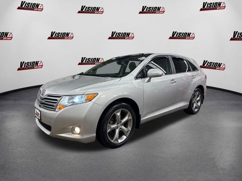 Used 2012 Toyota Venza Limited image 1