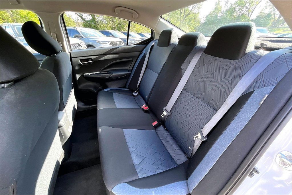 Used 2025 Nissan Versa SV w/ Trunk Package FWD image 36
