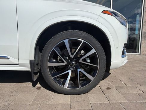 Used 2023 Volvo XC90 B6 Plus w/ Protection Package Premier AWD/4WD image 8