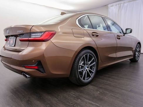 Used 2019 BMW 330i xDrive Sedan w/ Premium Package AWD/4WD image 30