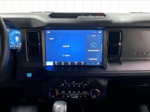 Used 2025 Ford Bronco Big Bend image 6