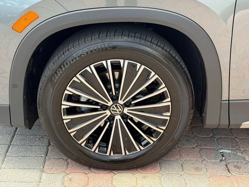 Certified 2026 Volkswagen Tiguan S w/ 18" Wheel Package FWD image 10