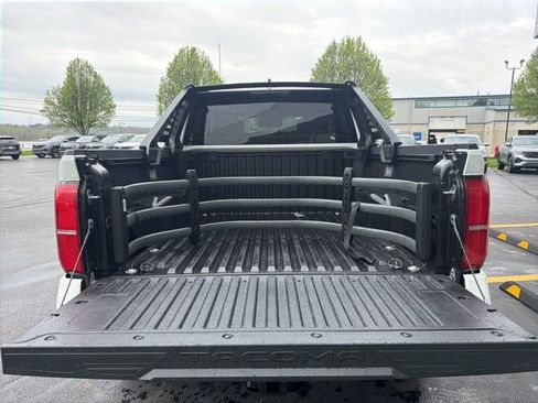 New 2026 Toyota Tacoma SR5 AWD/4WD image 7