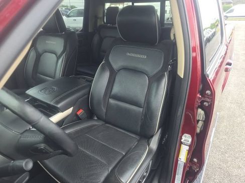 Used 2019 RAM 1500 Laramie RWD image 15