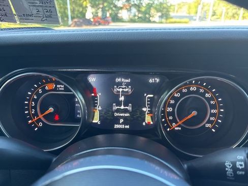 Used 2023 Jeep Wrangler Altitude image 26