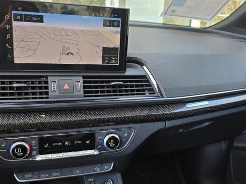 Used 2023 Audi SQ5 Premium Plus w/ Premium Plus Package image 22