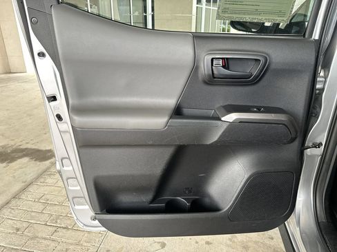 Used 2021 Toyota Tacoma SR5 image 27