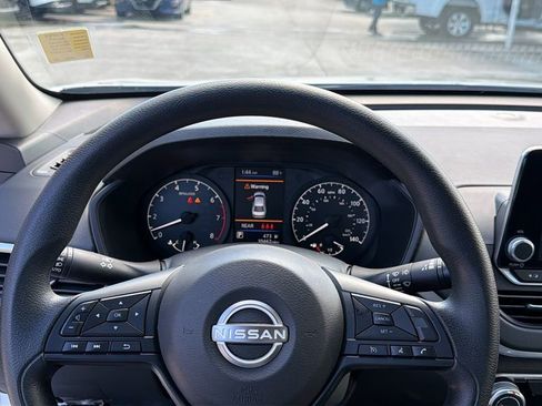 Certified 2025 Nissan Altima 2.5 S image 16