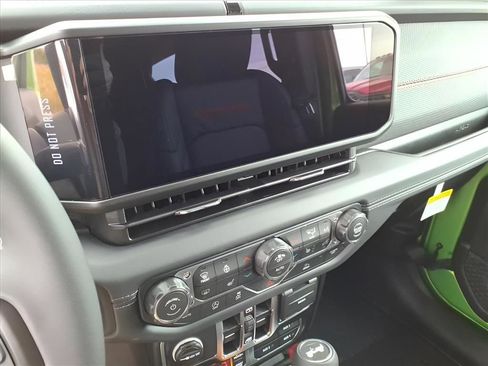 New 2026 Jeep Wrangler Unlimited Rubicon image 14