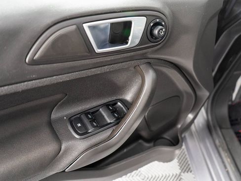 Used 2014 Ford Fiesta SE w/ SE Fuel Economy Package image 22