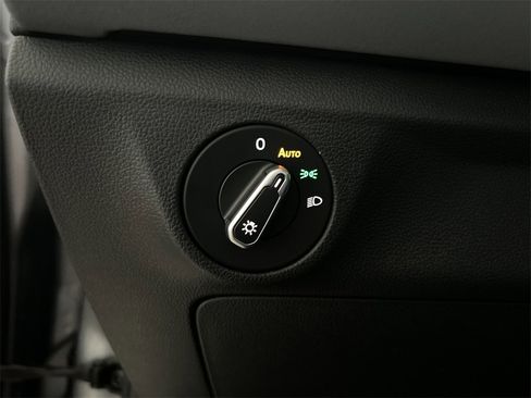 New 2026 Volkswagen Jetta SE image 14