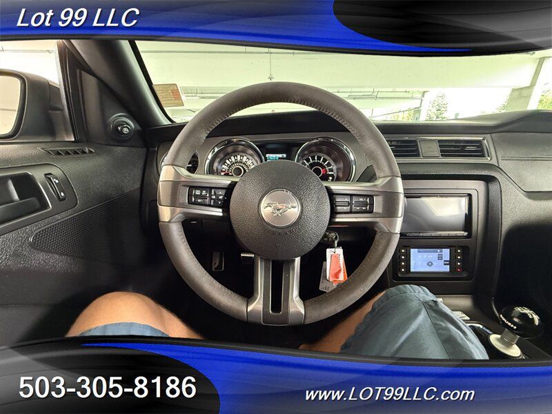 Used 2013 Ford Mustang GT RWD image 40