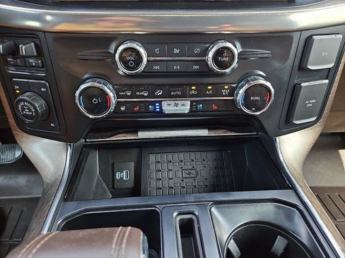 Used 2024 Ford F150 King Ranch w/ FX4 Off-Road Package AWD/4WD image 26