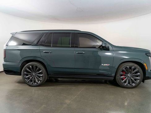 Used 2025 Cadillac Escalade V w/ LPO, Floor Liner Package image 9