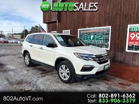 Used 2018 Honda Pilot LX image 1