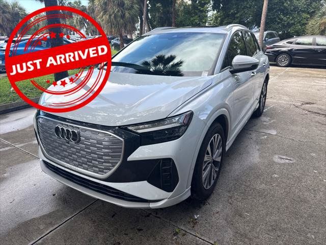 Used 2023 Audi Q4 e-tron Premium Plus w/ Premium Plus RWD image 1