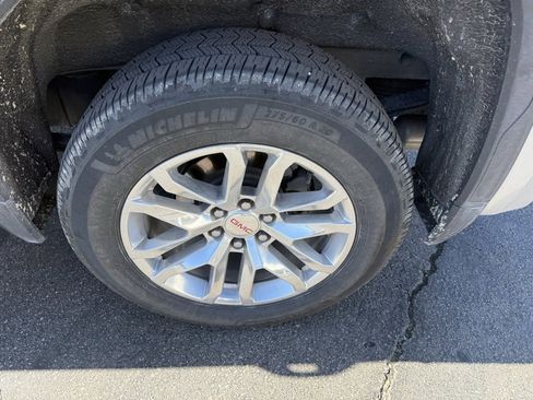 Used 2022 GMC Sierra 1500 SLT w/ SLT Premium Plus Package image 10