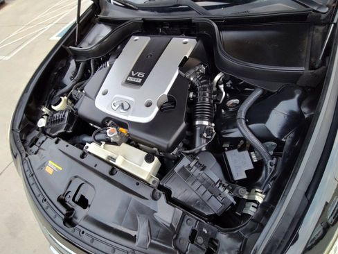 Used 2013 INFINITI G37 x w/ Premium Pkg image 12