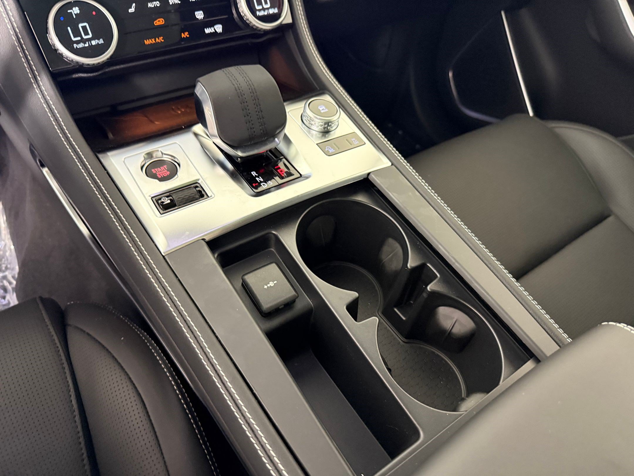 New 2026 Jaguar F-PACE R-Dynamic S AWD/4WD image 15