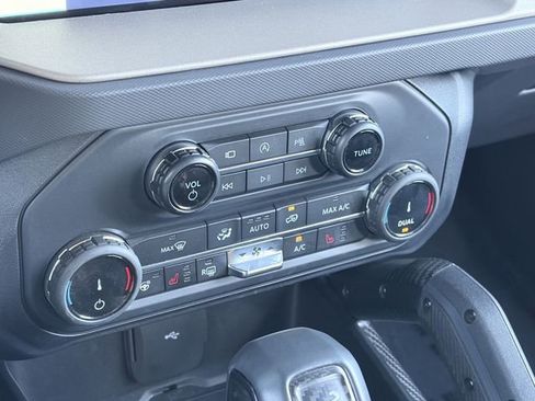 Used 2022 Ford Bronco Raptor image 17