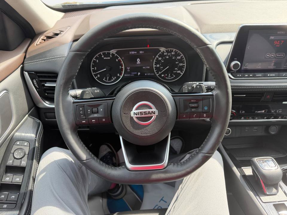 Used 2021 Nissan Rogue SV w/ Premium Package FWD image 10