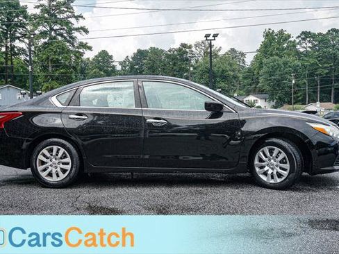 Used 2018 Nissan Altima 2.5 S w/ S Convenience Package FWD image 2