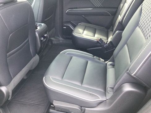 Used 2026 GMC Acadia Denali w/ Super Cruise Package AWD/4WD image 12