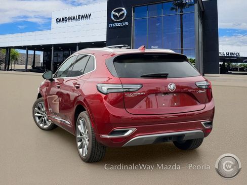 Used 2022 Buick Envision Avenir w/ Technology Package II FWD image 2