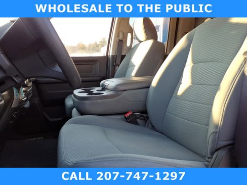 Used 2017 RAM 1500 Express w/ Express Value Package image 13