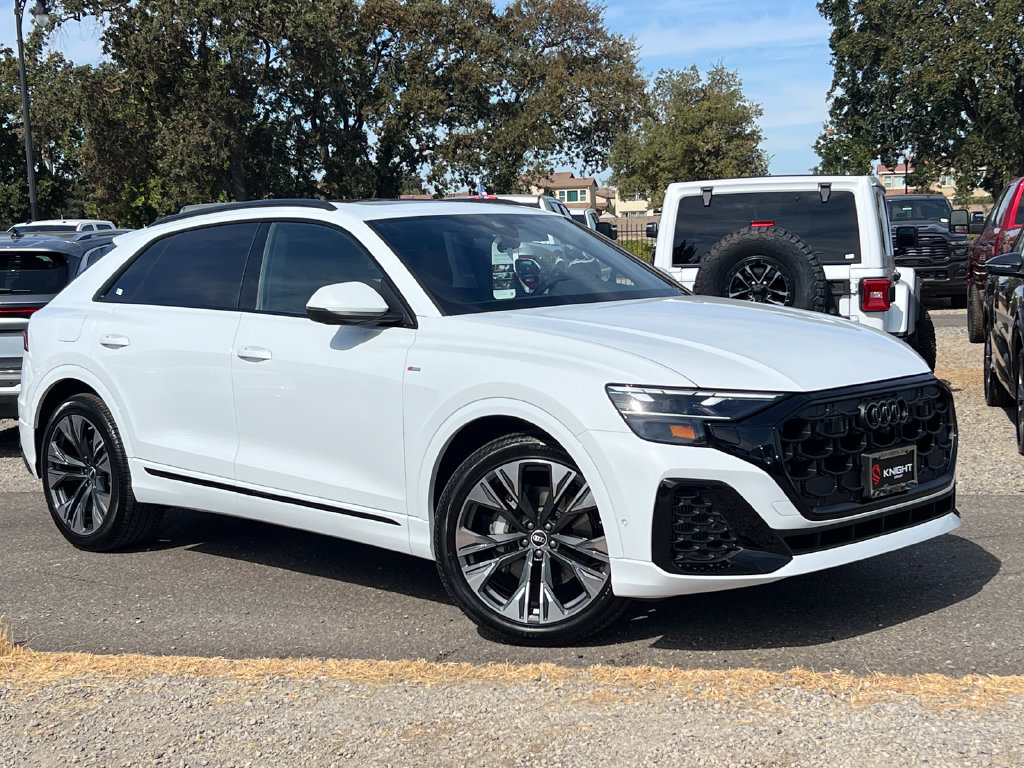 New 2026 Audi Q8 Premium Plus AWD/4WD image 3