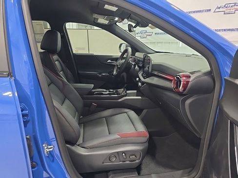 New 2026 Chevrolet Equinox RS w/ Convenience Package III FWD image 29